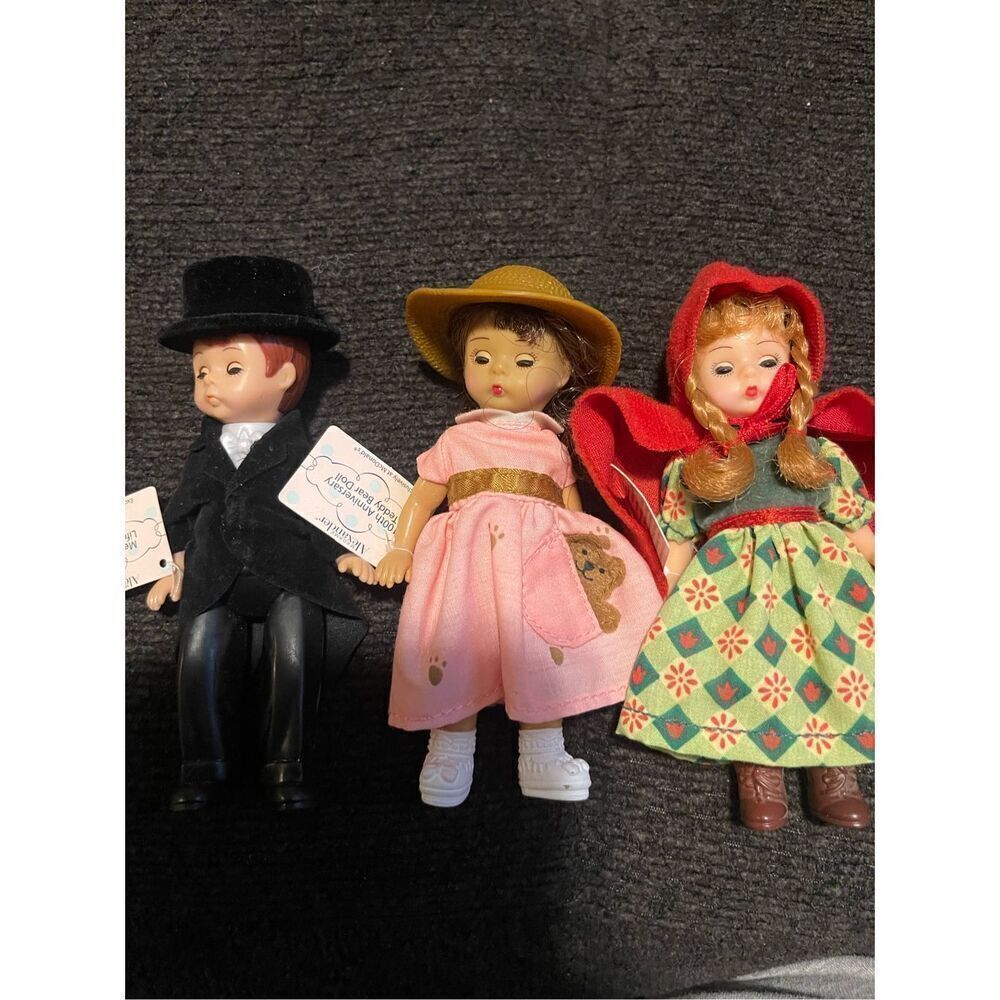 Lot Of 3 McDonalds Colorful Happy Meal Madame Alexander Figure Doll Toys  stall